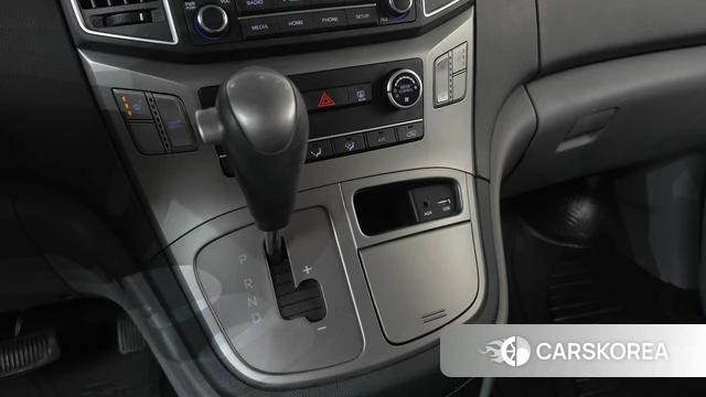 Hyundai The New Grand Starex id 5041217 из Кореи 31