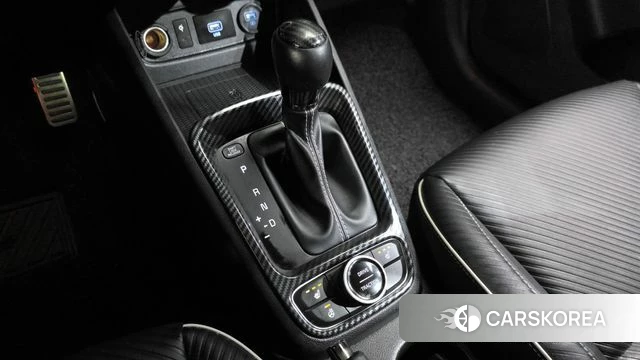 Hyundai Venue id 5028860 из Кореи 19