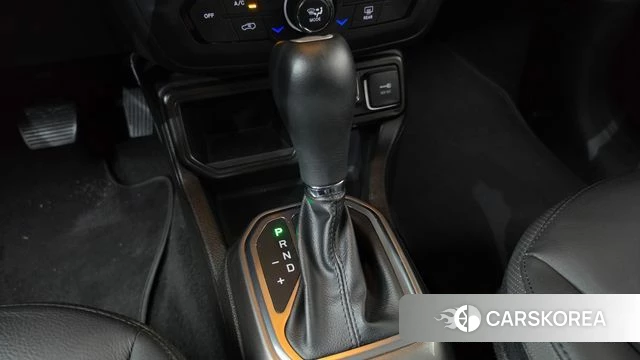 Jeep Renegade id 5035239 из Кореи 31