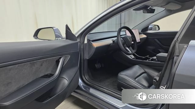 Tesla Model 3 id 4722158 из Кореи 33
