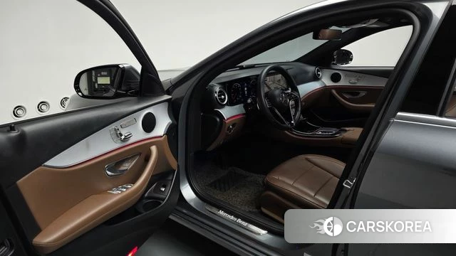 Mercedes-Benz E-Class W213 id 4959109 из Кореи 37
