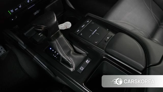 Lexus ES300h 7th generation id 4952182 из Кореи 19