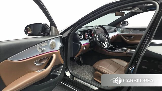 Mercedes-Benz E-Class W213 id 5003961 из Кореи 30