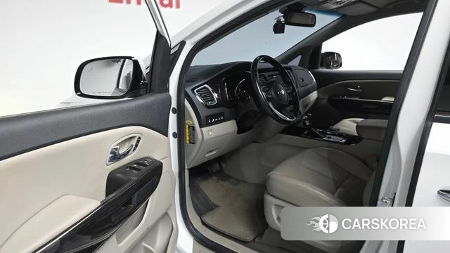 Kia The New Carnival id 4180055 из Кореи 19