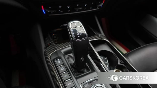 Maserati Levante id 5034117 из Кореи 19