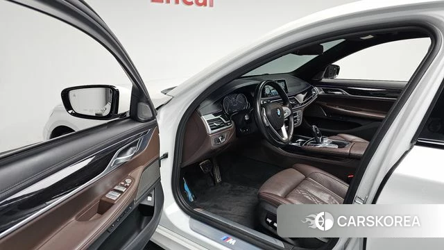 BMW 7 Series (G11) id 4952947 из Кореи 39