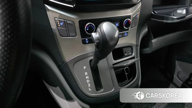 Hyundai The New Grand Starex id 5042076 из Кореи 19