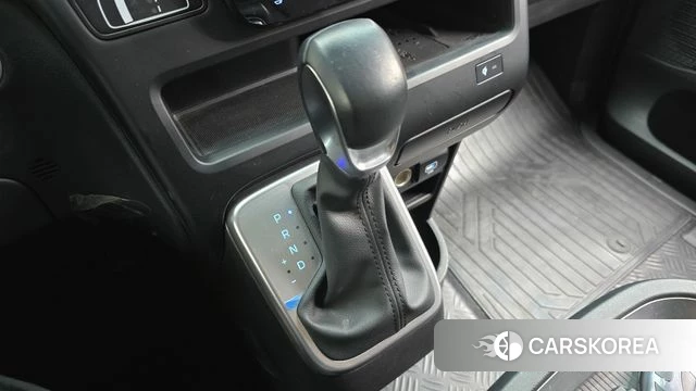 Hyundai Staria id 4762666 из Кореи 19