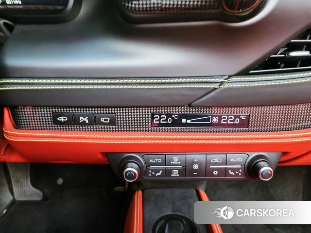 Ferrari F8 Spider id 5034767 из Кореи 19