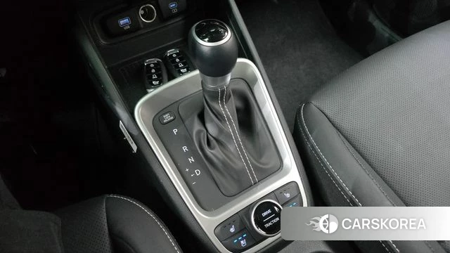 Hyundai Venue id 5021872 из Кореи 23