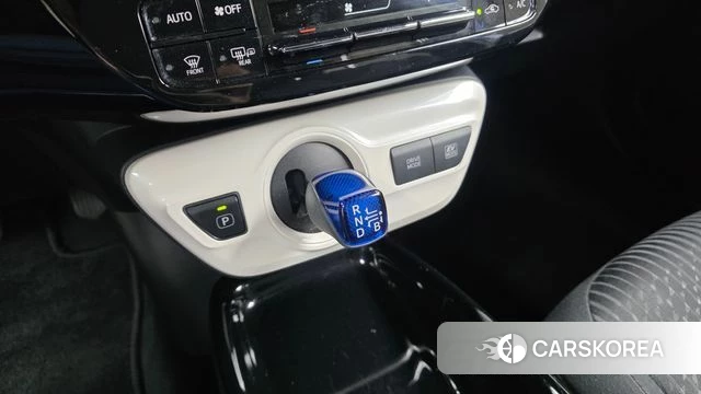 Toyota Prius 4th Generation id 4953223 из Кореи 19