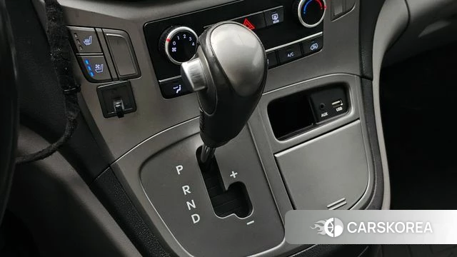 Hyundai The New Grand Starex id 5053939 из Кореи 34