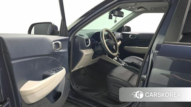 Hyundai Venue id 5053430 из Кореи 30