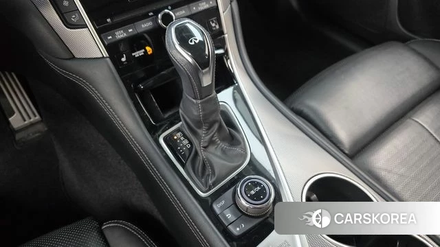 Infiniti Q50 id 4993408 из Кореи 31
