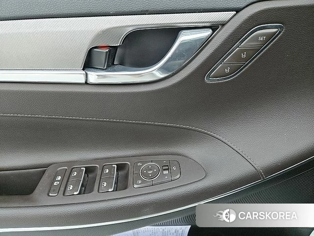 Hyundai The New Grandeur IG id 5053690 из Кореи 18