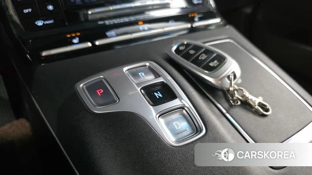 Hyundai The New Grandeur IG id 4637498 из Кореи 19