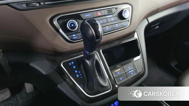 Hyundai The New Grand Starex id 4794945 из Кореи 19