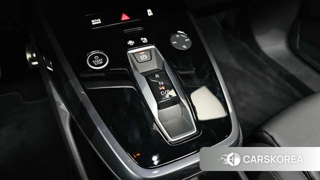 Audi Q4 e-Tron (F4) id 4964218 из Кореи 34