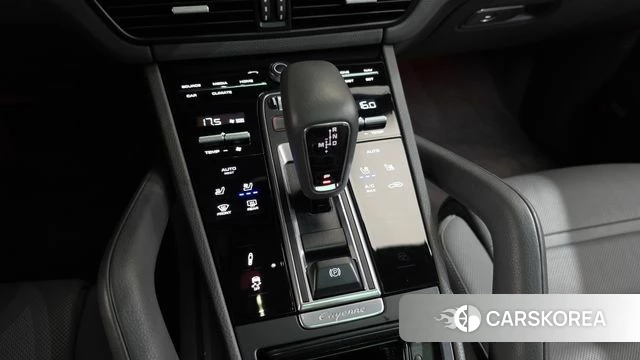 Porsche Cayenne (PO536) id 4991320 из Кореи 34