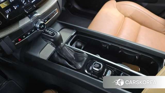 Volvo XC60 second Generation id 5018980 из Кореи 37