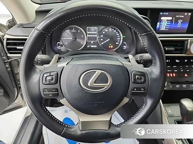 Lexus New IS300 id 4873535 из Кореи 18