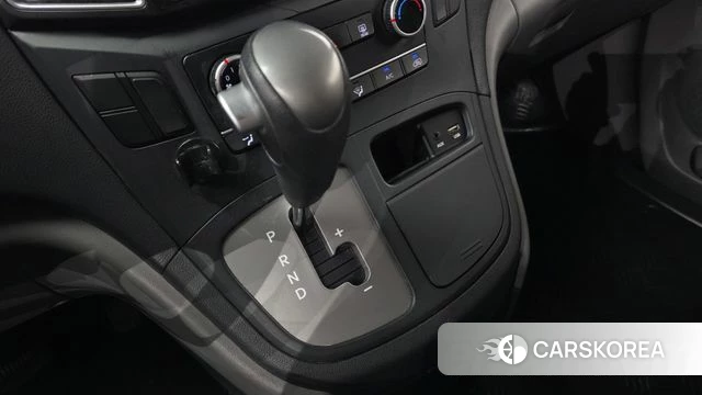 Hyundai The New Grand Starex id 4770816 из Кореи 19