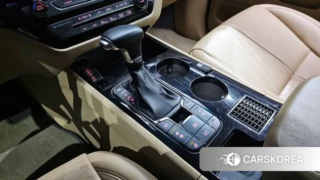 Kia The New Carnival id 3742433 из Кореи 19