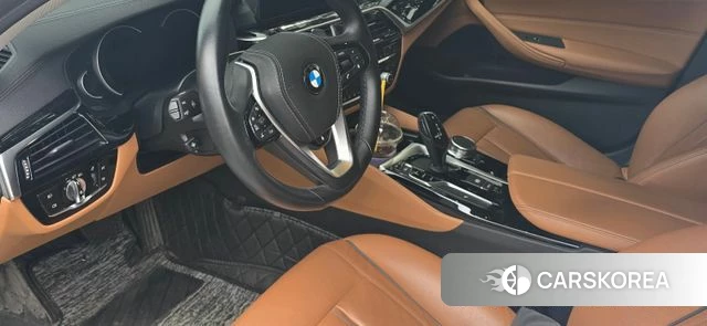 BMW 5 Series (G30) id 4998864 из Кореи 9