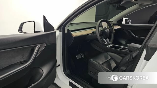 Tesla Model Y id 4951848 из Кореи 36