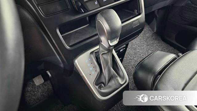 Hyundai Staria id 4549697 из Кореи 19