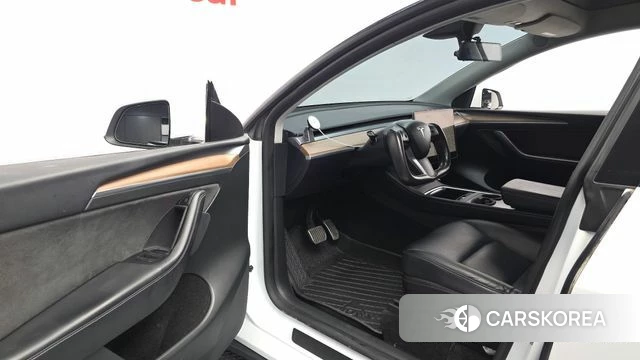 Tesla Model Y id 4975993 из Кореи 30