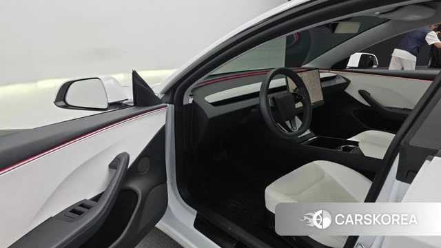 Tesla Model 3 id 4975021 из Кореи 31