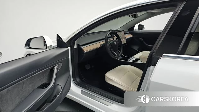 Tesla Model 3 id 4899879 из Кореи 32