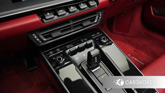 Porsche 911(992) id 5018299 из Кореи 29