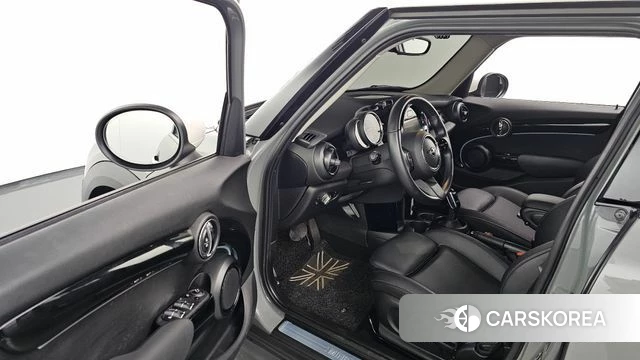 Mini Cooper id 5053317 из Кореи 29
