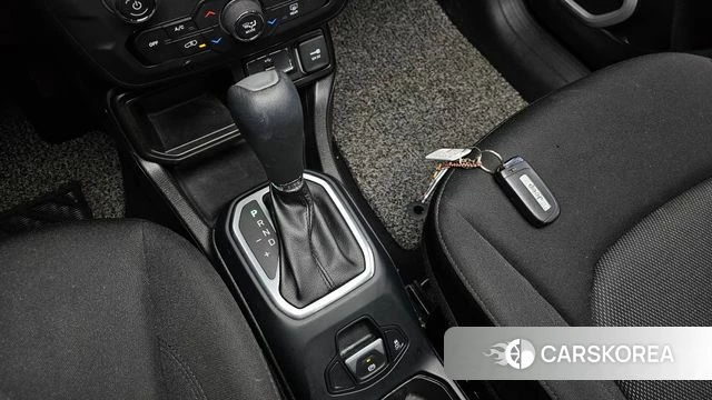 Jeep Renegade id 5013174 из Кореи 30