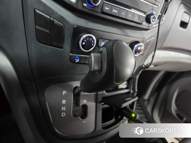 Hyundai The New Grand Starex id 5023158 из Кореи 19