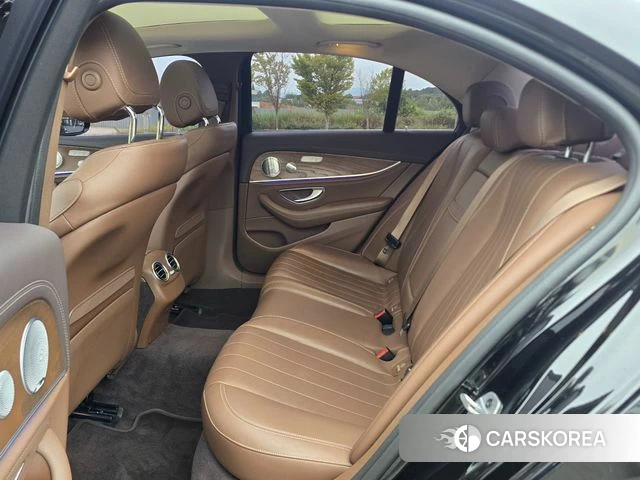 Mercedes-Benz E-Class W213 id 4918618 из Кореи 19