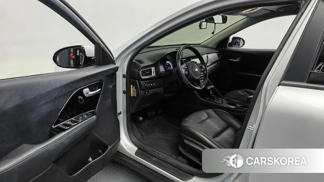 Kia Niro id 5042096 из Кореи 29