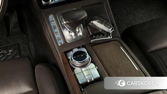 Genesis G90 id 3893894 из Кореи 19
