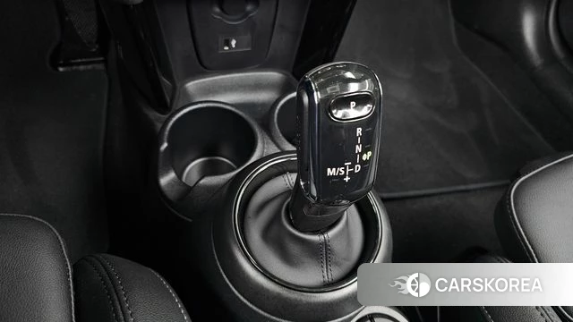 Mini Cooper Convertible id 4640272 из Кореи 31