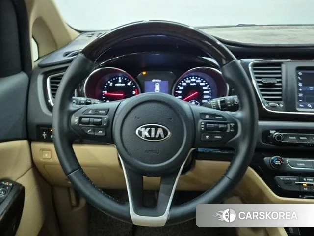 Kia The New Carnival id 5035191 из Кореи 18