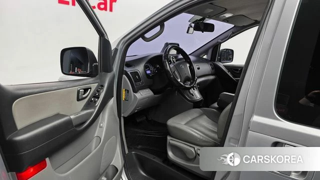 Hyundai The New Grand Starex id 5013647 из Кореи 29