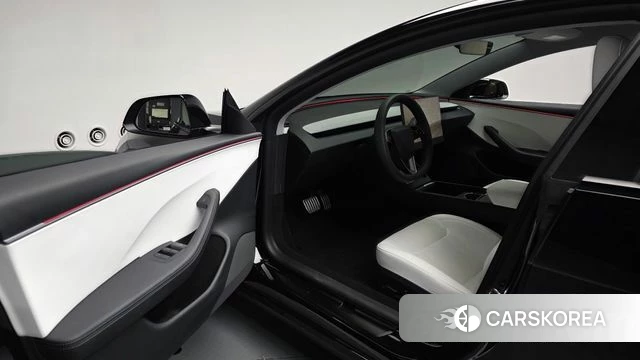 Tesla Model 3 id 5015926 из Кореи 34
