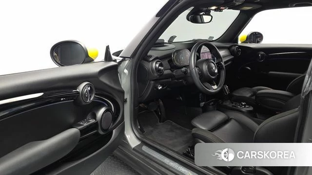 Mini Cooper Electric id 4917651 из Кореи 29
