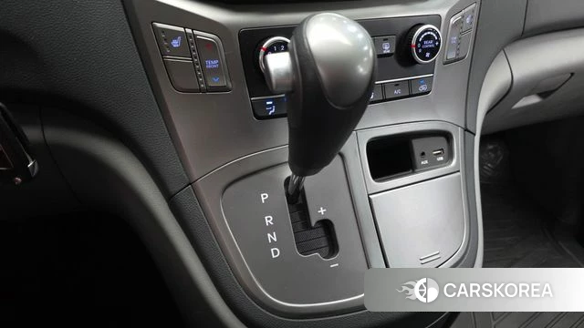Hyundai The New Grand Starex id 4977175 из Кореи 19