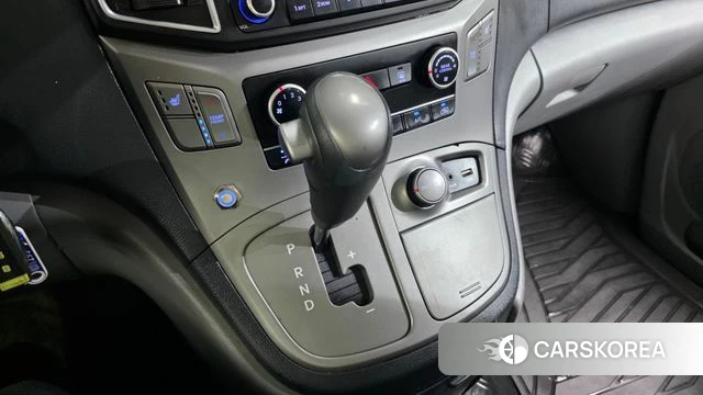 Hyundai The New Grand Starex id 4998902 из Кореи 19