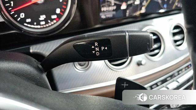 Mercedes-Benz E-Class W213 id 5004031 из Кореи 36
