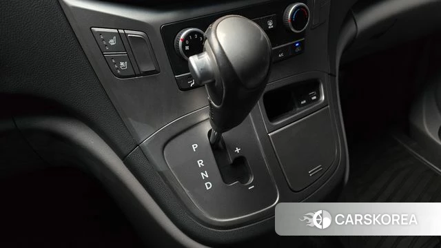 Hyundai The New Grand Starex id 4987814 из Кореи 19