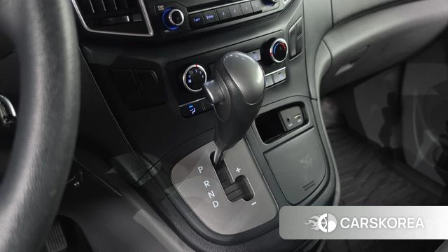 Hyundai The New Grand Starex id 4978023 из Кореи 29